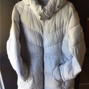 Light Gray Puffer Jacket with Detachable Hood Made by Calvin Klein Size 2XL